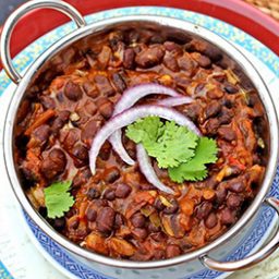 vegan-recipe/creamy-indian-black-beans